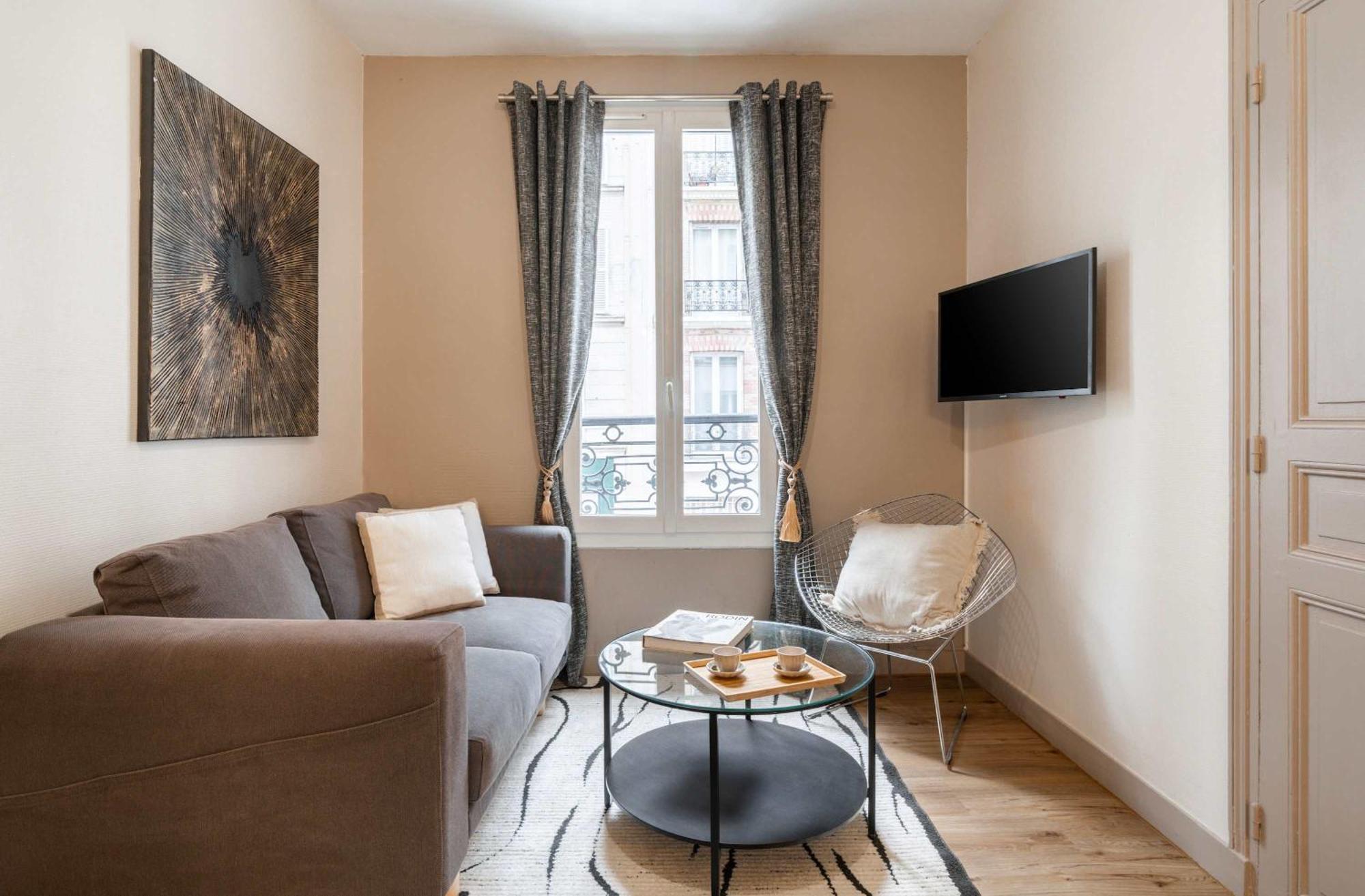 Family Apartment In Paris Exterior photo